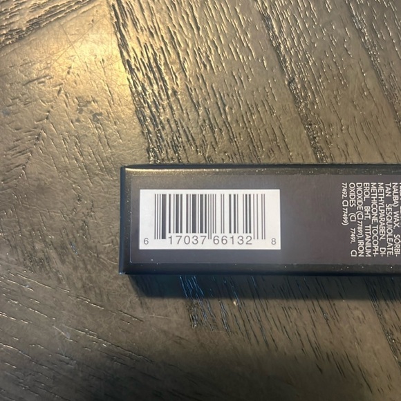 Surratt Surreal Skin Concealer Shade 7 | Caramel With Peach To Warm Undertones - Picture 11 of 11